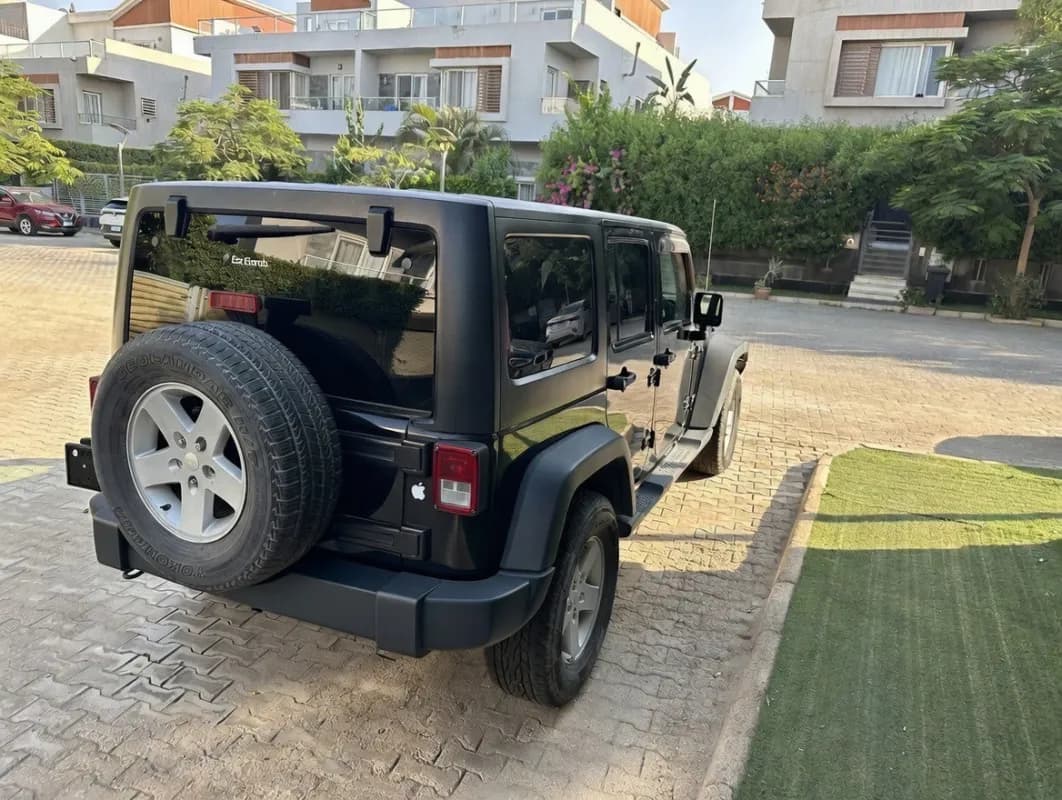 Jeep Wrangler 2017 Unlimited Freedom Black Automatic — Used