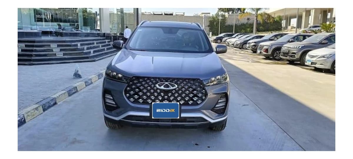 Chery Tiggo 8 2025 لاكشري رمادي أوتوماتيك — مستعملة