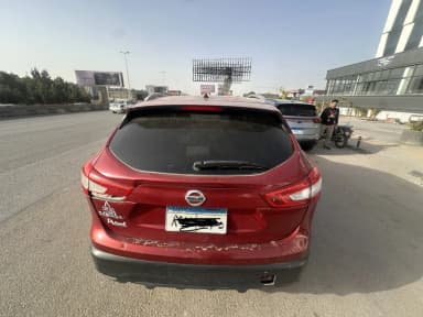 نيسان قاشقاي 2017 ان سبورت أحمر أوتوماتيك — مستعملة - 3