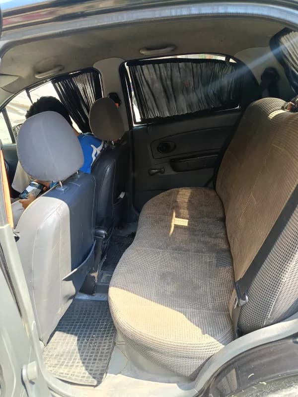 شيفروليه سبارك 2010 بيز لاين أسود مانيوال — مستعملة