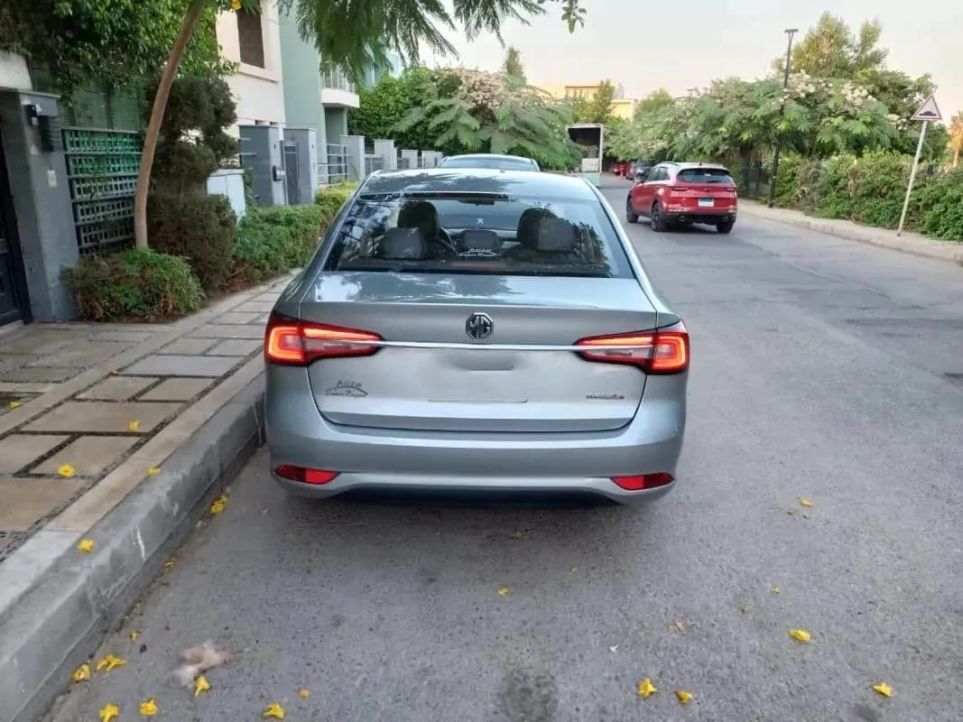 ام جي 5 2022