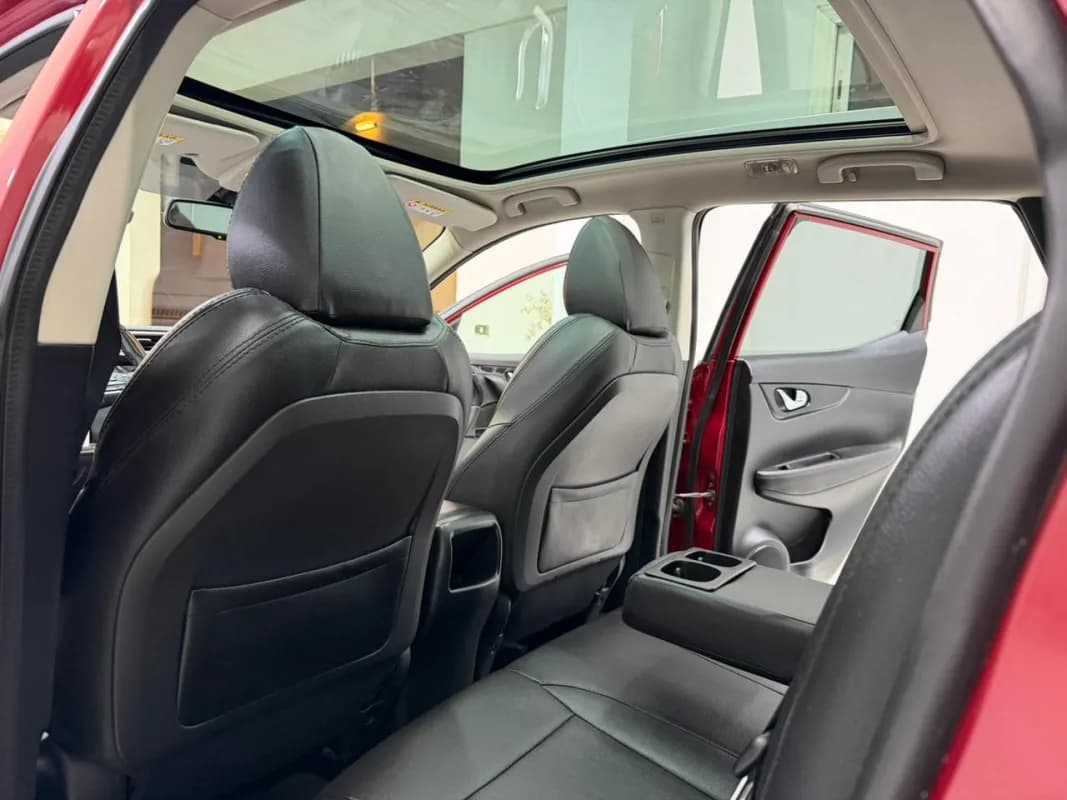 نيسان قاشقاي 2018 ان سبورت أحمر غامق أوتوماتيك — مستعملة