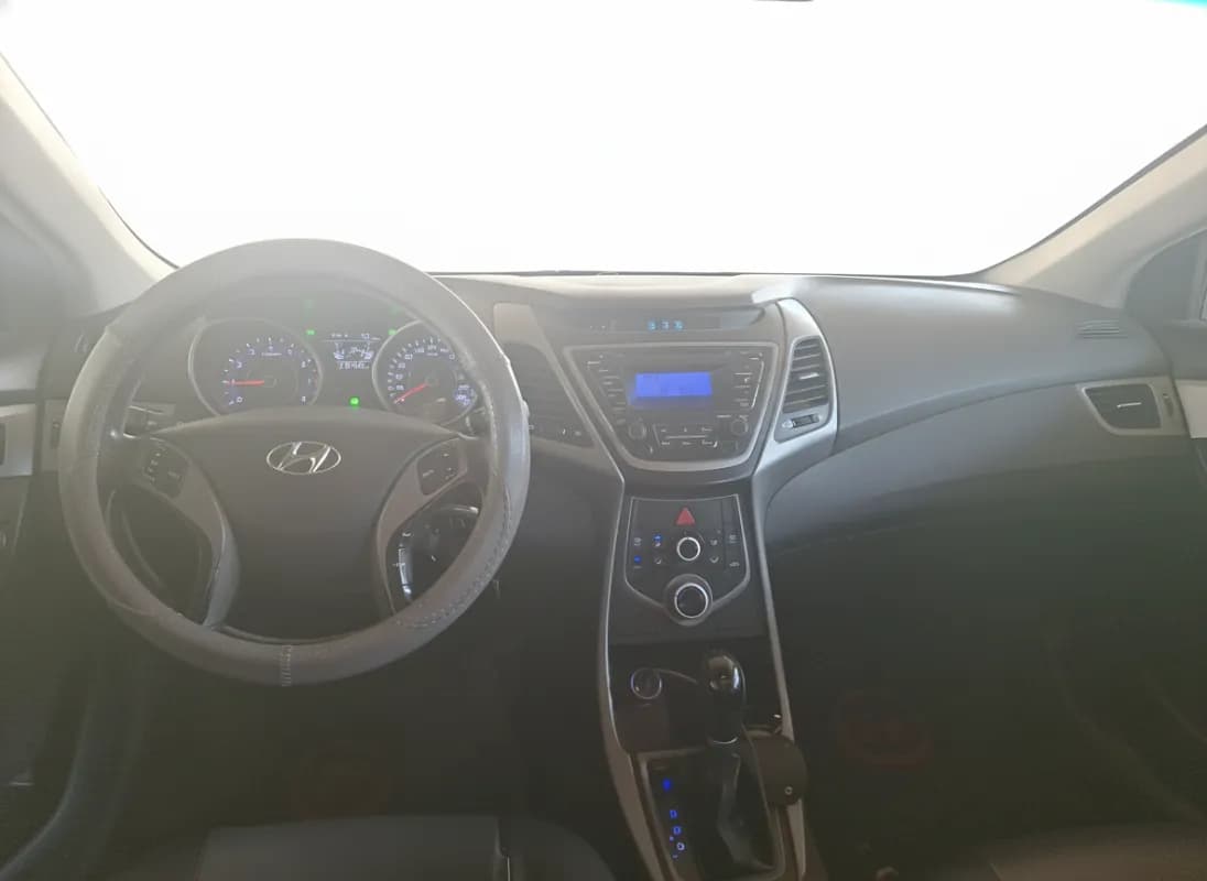 هيونداي النترا MD 2016 جي ال اوتومتك فضي أوتوماتيك — مستعملة