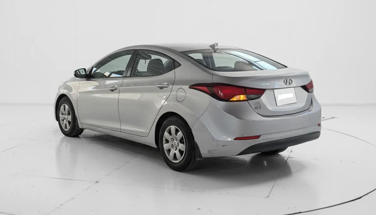 هيونداي النترا MD 2016 جي ال اوتومتك فضي أوتوماتيك — مستعملة