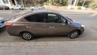 نيسان صني 2022 الفقة الثانية برونزي أوتوماتيك — مستعملة - 2