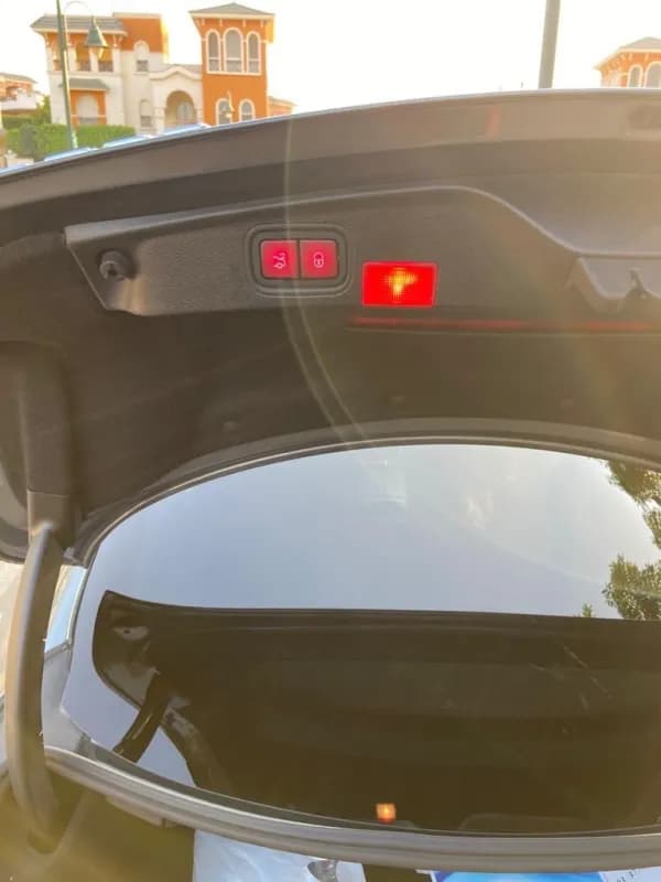  مرسيدس بنز  C200 2019 ايه ام جي رمادي أوتوماتيك — مستعملة