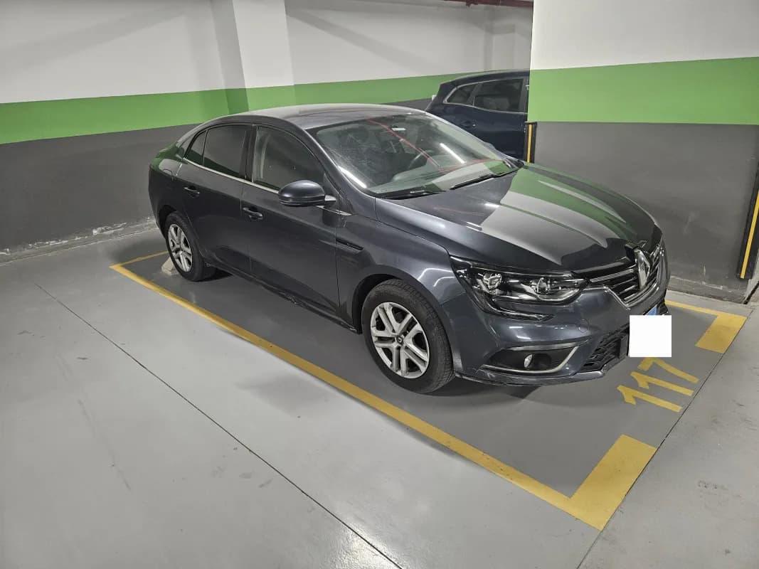 رينو ميجان 2020 داينمك رمادي أوتوماتيك — مستعملة