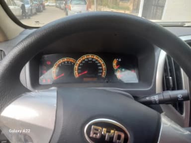 بي واي دي F3 2024 مانيوال أبيض مانيوال — مستعملة - 4