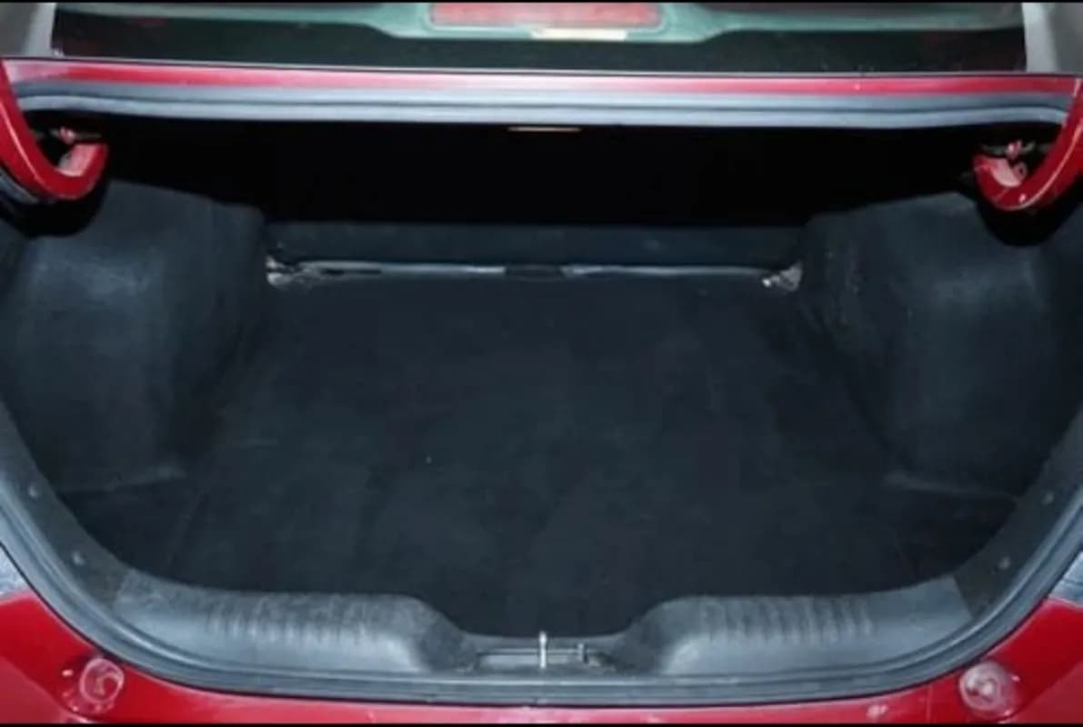 فيات تيبو 2021 بيز لاين أحمر غامق مانيوال — مستعملة