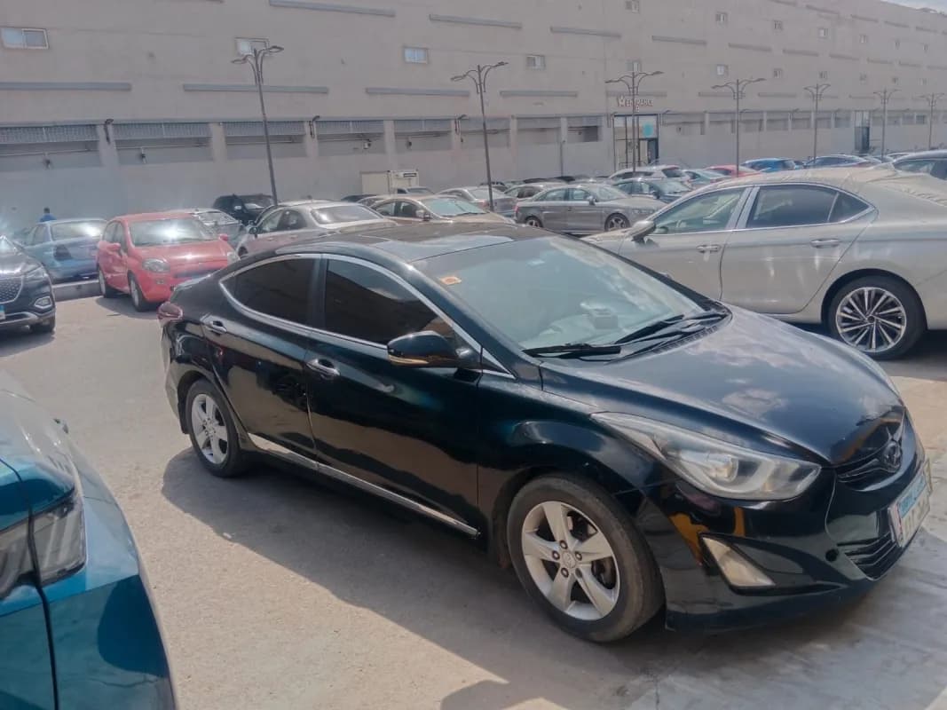 هيونداي النترا MD 2016 جي ال اوتومتك أسود أوتوماتيك — مستعملة