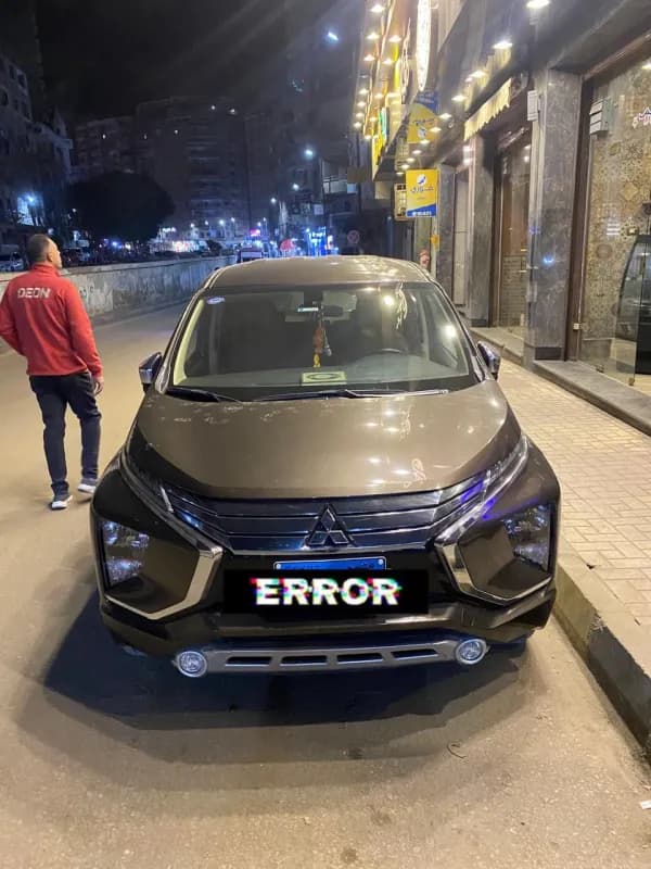 ميتسوبيشي اكسباندر 2019 هاي لاين أحمر أوتوماتيك — مستعملة