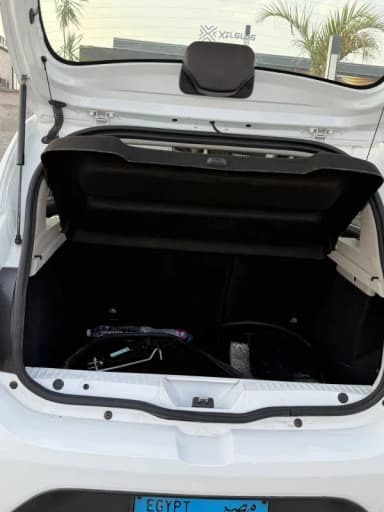 Renault Sandero Stepway 2023  White Automatic — Used - 4