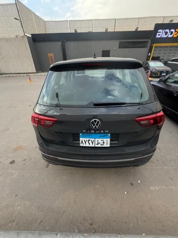 Volkswagen Tiguan 2022 Elegance  Gray Automatic — Used