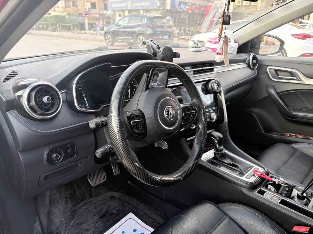 MG 6 2021  Trophy  Red Automatic — Used