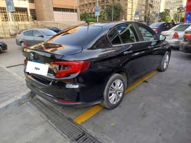 فيات تيبو 2021 بلس أسود أوتوماتيك — مستعملة - 2