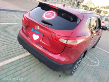 Nissan Qashqai 2017  N-Sport Red Automatic — Used - 4