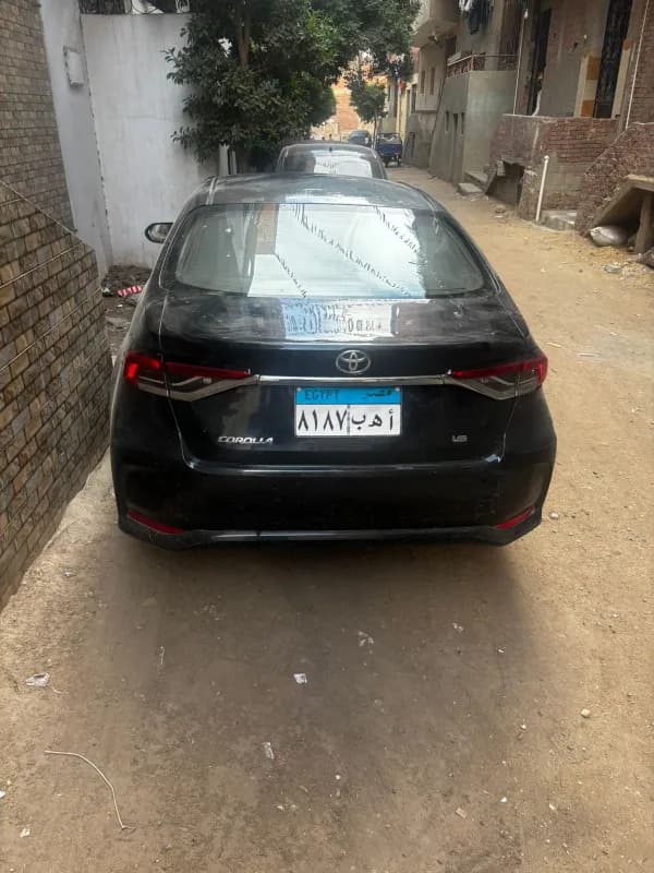 Toyota Corolla 2021 active Black Automatic — Used