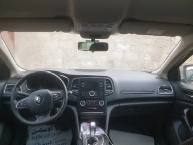 Renault Megane 2020 Topline Silver Automatic — Used - 4
