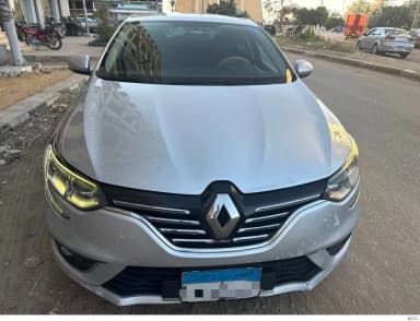 Renault Megane 2020 Topline Silver Automatic — Used - 2