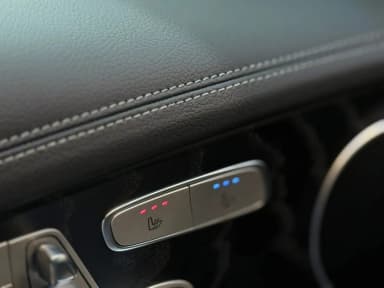 Mercedes-Benz E200 2023 AMG Black Automatic — Used - 4