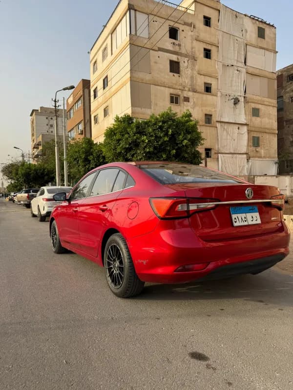 MG 5 2020 Luxury Red Automatic — Used