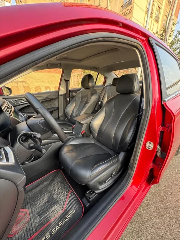 MG 5 2020 Luxury Red Automatic — Used
