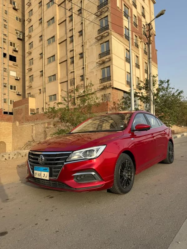MG 5 2020 Luxury Red Automatic — Used