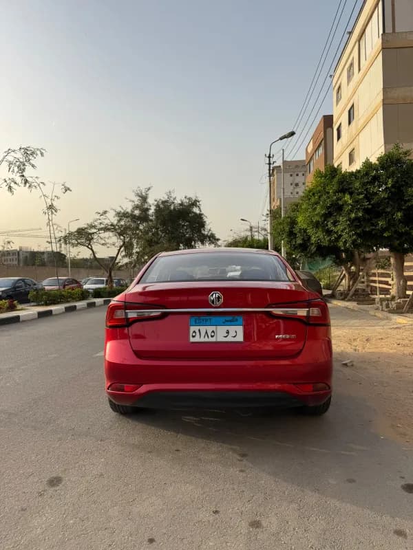 MG 5 2020 Luxury Red Automatic — Used