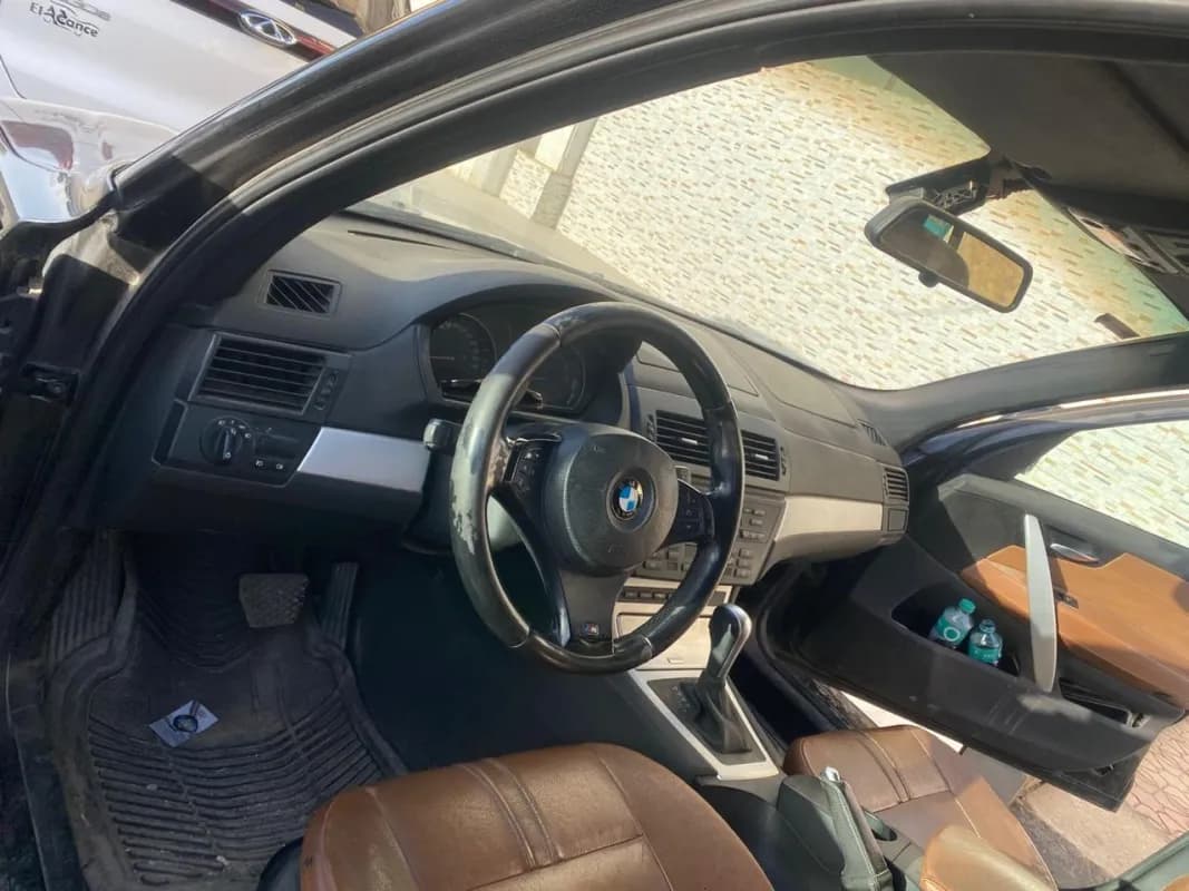 BMW X3 2010 X DRIVE Black Automatic — Used
