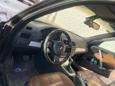 BMW X3 2010 X DRIVE Black Automatic — Used - 4