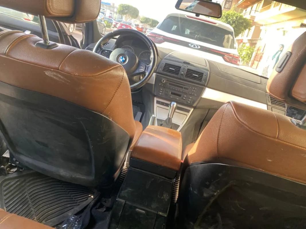 BMW X3 2010 X DRIVE Black Automatic — Used