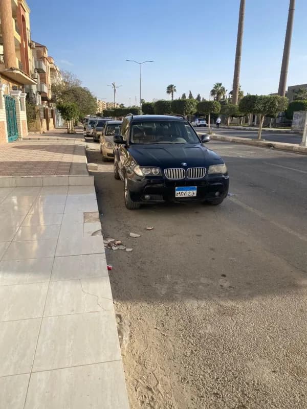 BMW X3 2010 X DRIVE Black Automatic — Used