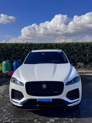 Jaguar F-PACE 2024 SE P250 R Dynamic White Automatic — Used - 2