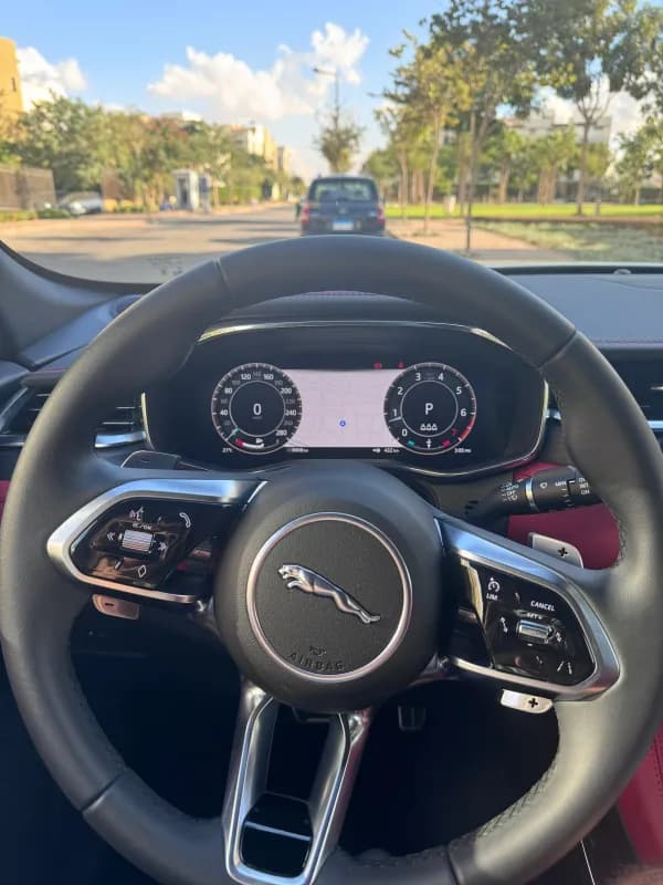 Jaguar F-PACE 2024 SE P250 R Dynamic White Automatic — Used