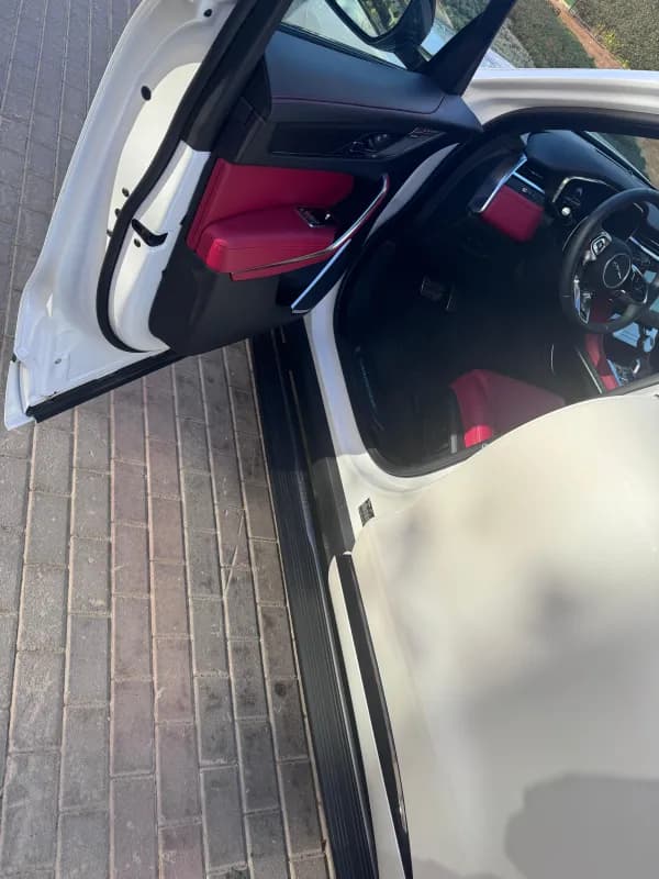 Jaguar F-PACE 2024 SE P250 R Dynamic White Automatic — Used