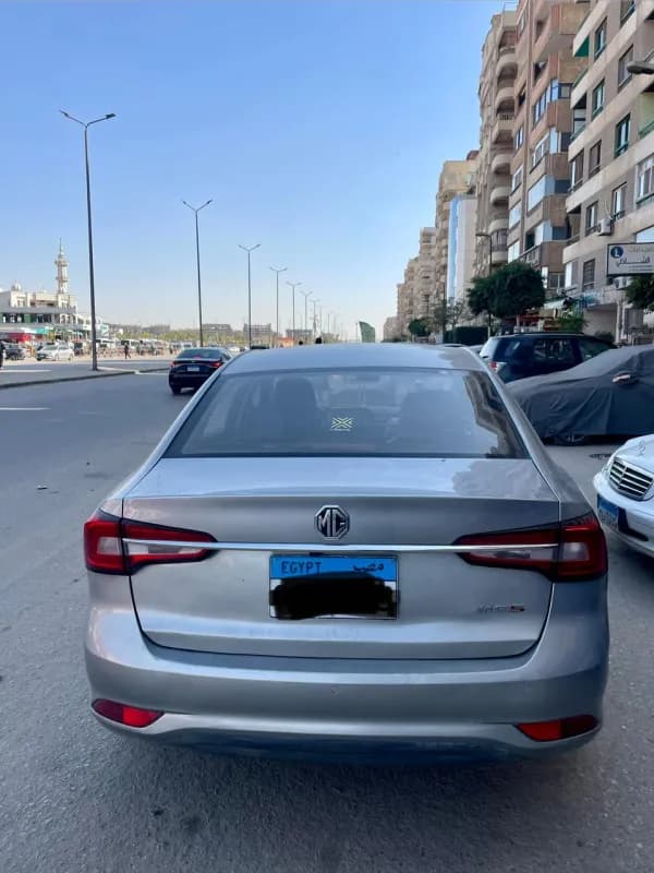 ام جي 5 2026 لاكشري فضي أوتوماتيك — مستعملة