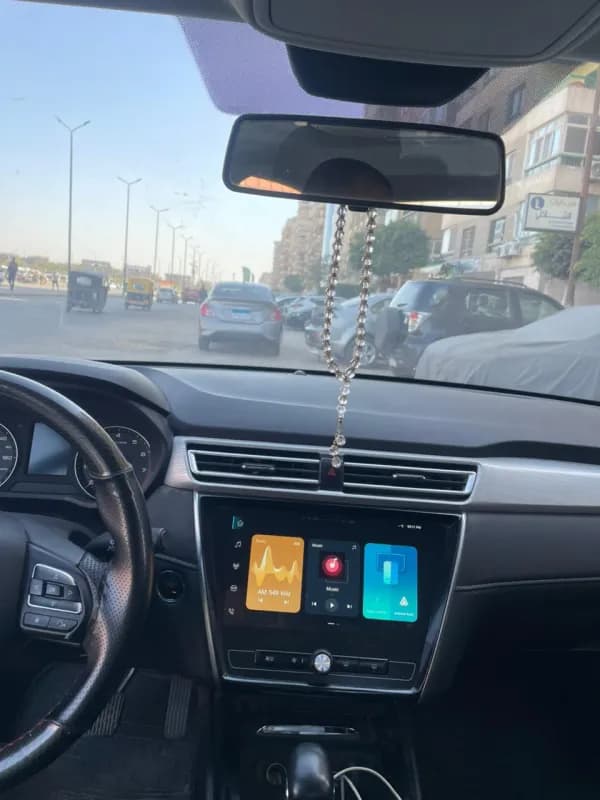 ام جي 5 2026 لاكشري فضي أوتوماتيك — مستعملة