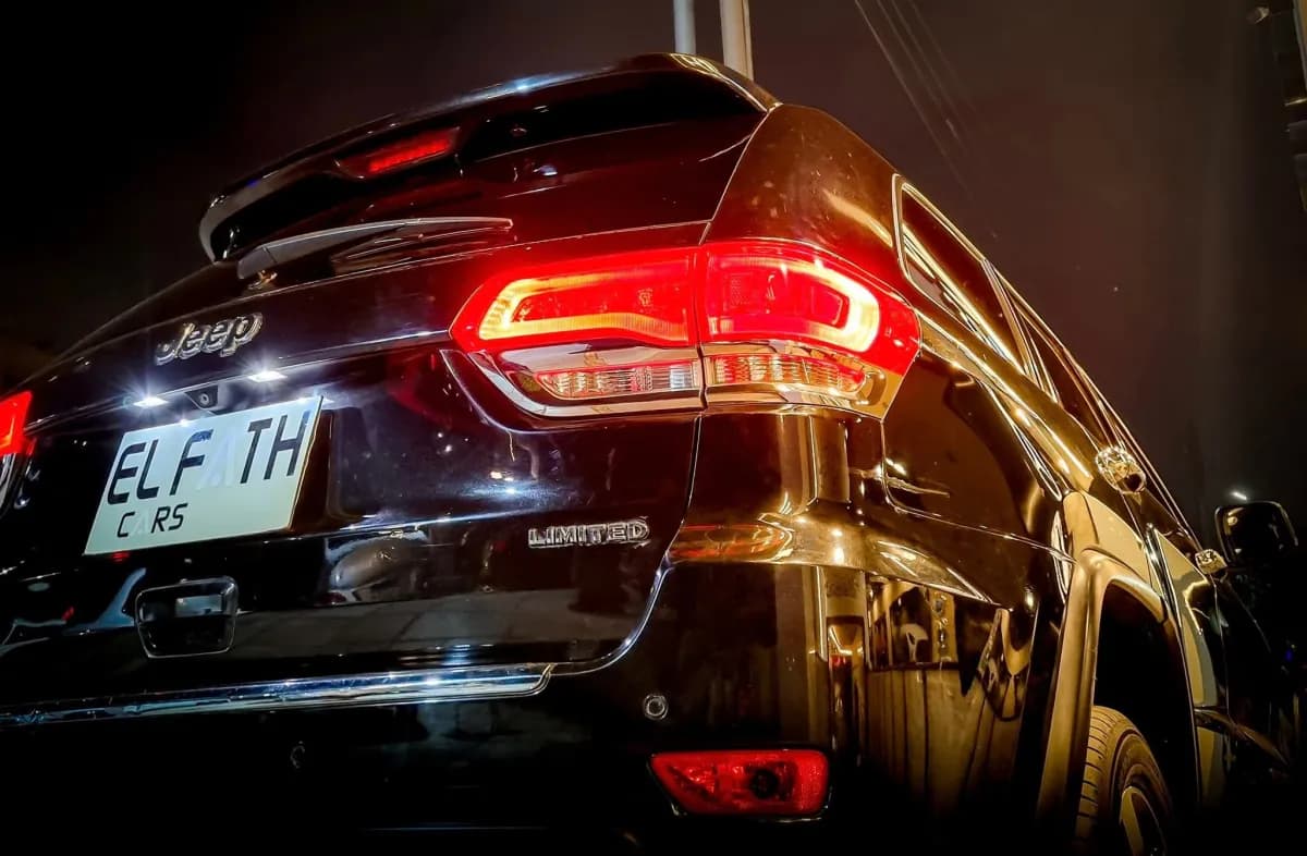 Jeep Grand Cherokee 2015 Limited  Black Automatic — Used