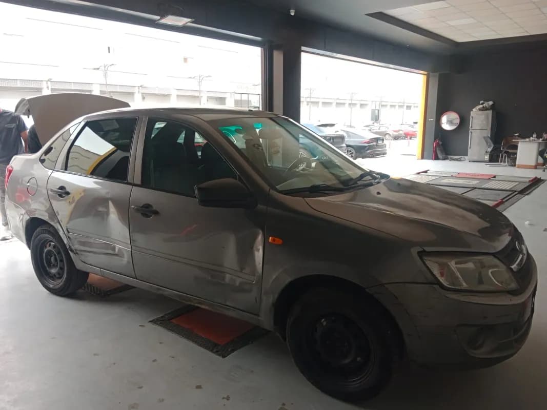 Lada Granta 2018 Baseline Nardo Gray Manual — Used