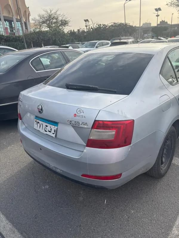 Skoda Octavia A7 2015 Active Gray Automatic — Used