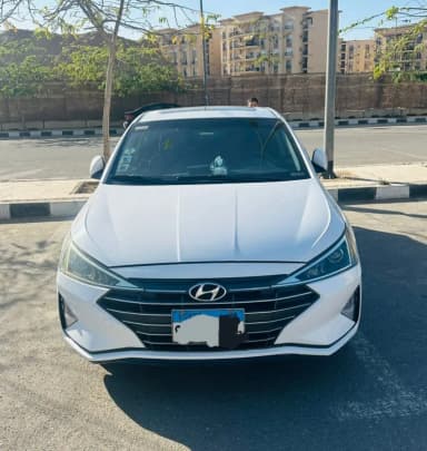 Hyundai Elantra AD 2020 Smart White Automatic — Used - 2