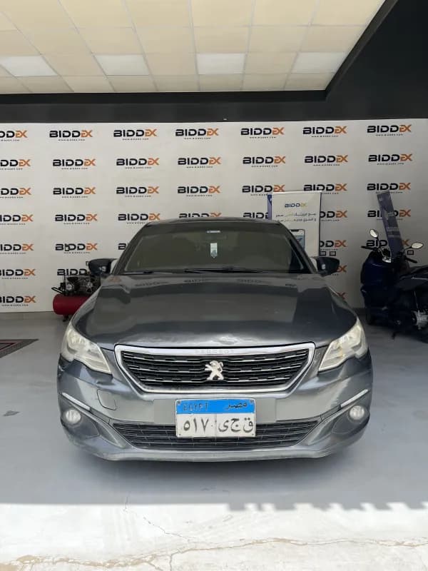 Peugeot 301 2018 allure + Gray Automatic — Used