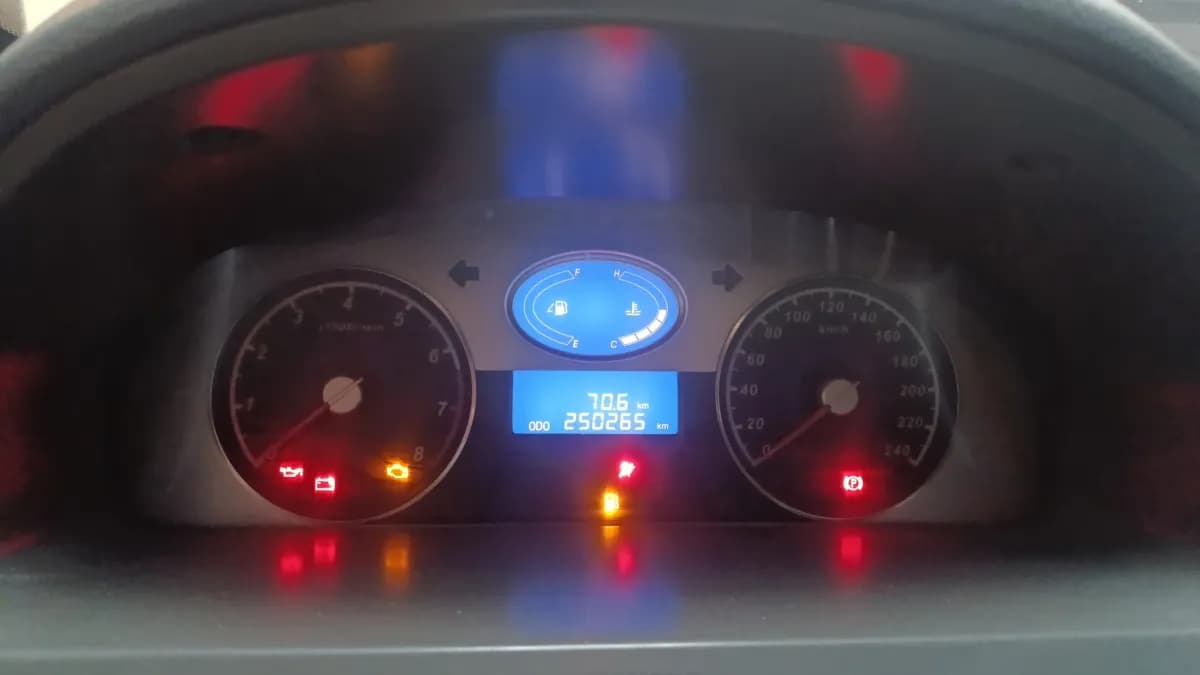 Geely Emgrand 2013 Comfort Cement Gray Manual — Used