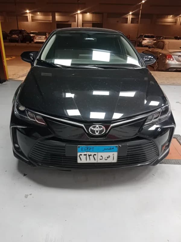 Toyota Corolla 2020 B72 Black Automatic — Used