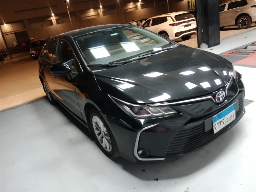 Toyota Corolla 2020 B72 Black Automatic — Used