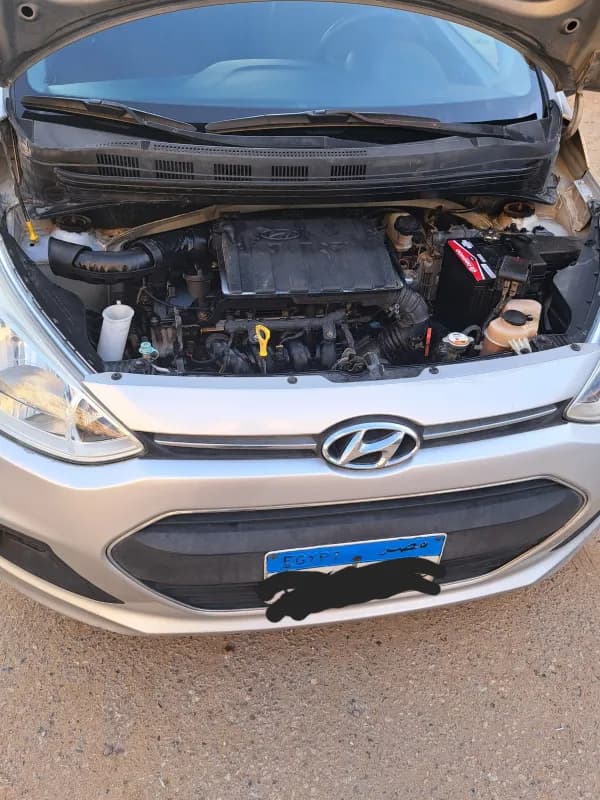 Hyundai Grand I10 2015 GL Silver Automatic — Used