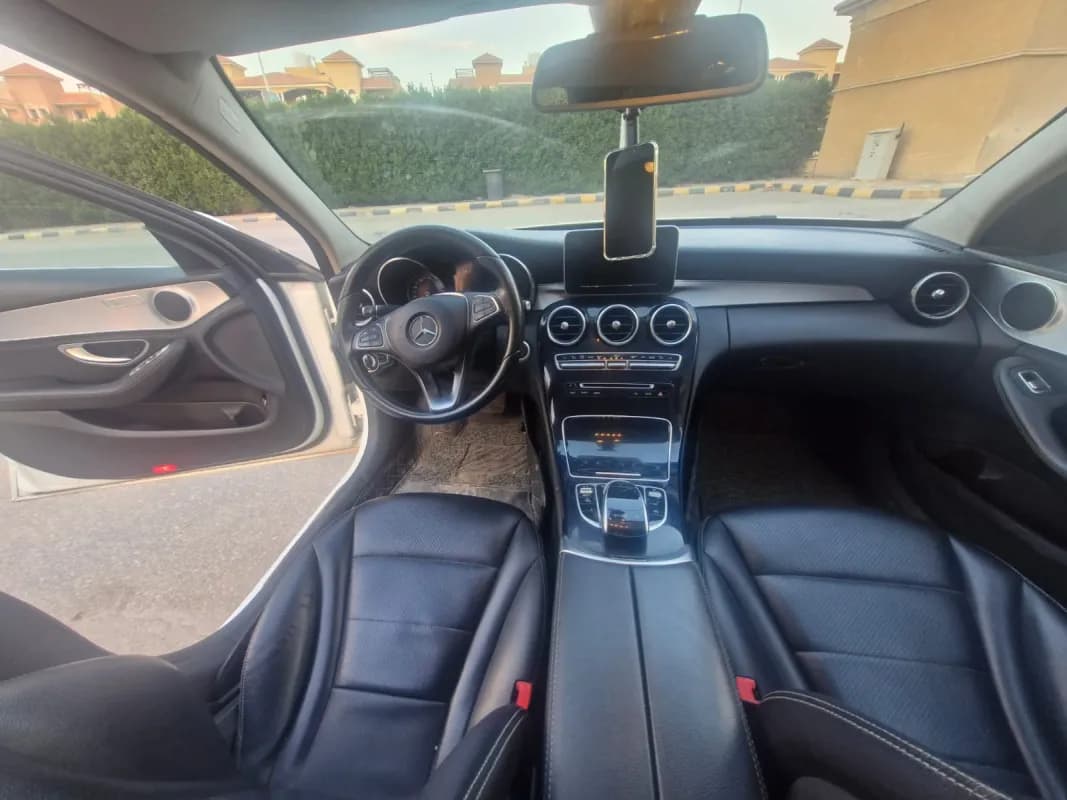 Mercedes-Benz C180 2015 Classic White Automatic — Used