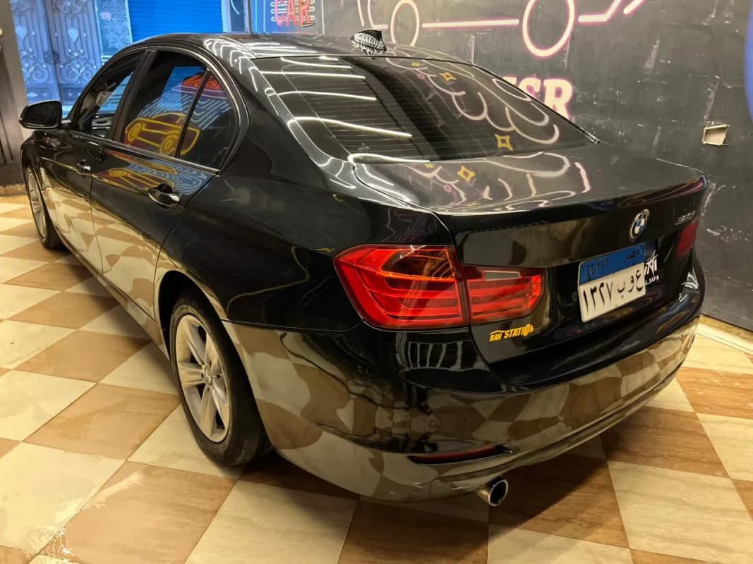 BMW 320i 2014 Luxury Line Black Automatic — Used