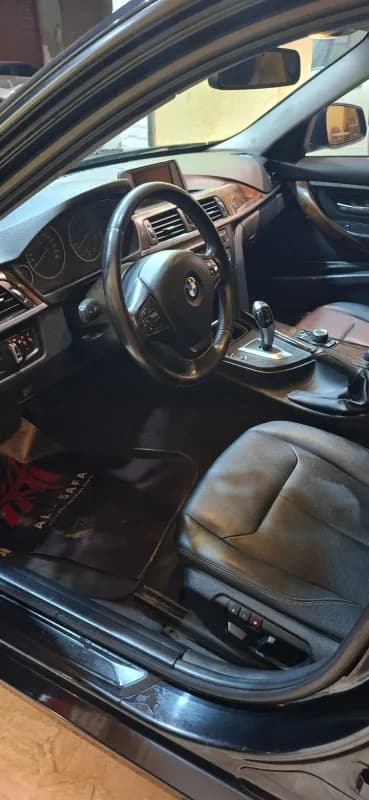 BMW 320i 2014 Luxury Line Black Automatic — Used