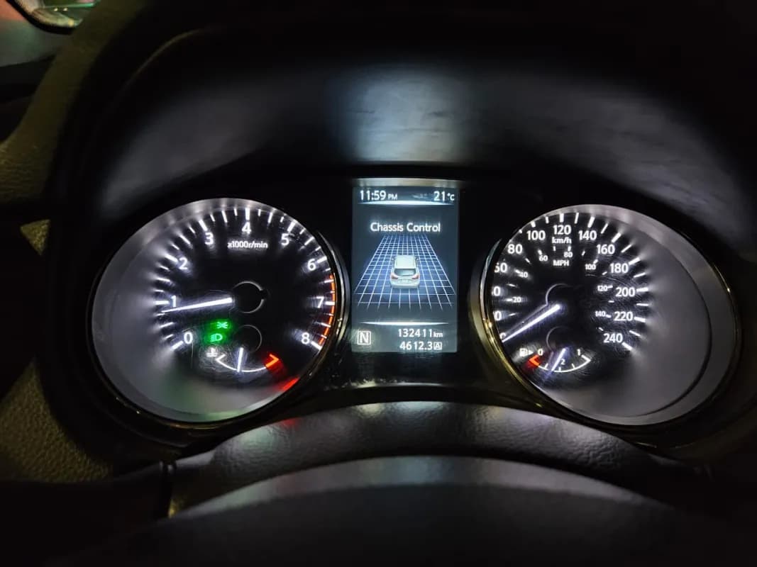 Nissan Qashqai 2015 Tekna Gray Automatic — Used